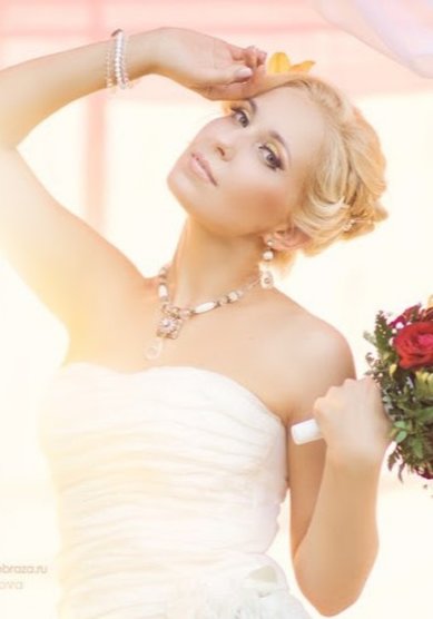 Прическа на свадьбу А20808 - Стилист-визажист Алена Бурова