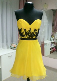 Вечернее платье A33182. С прямой юбкой, короткое без шлейфа.